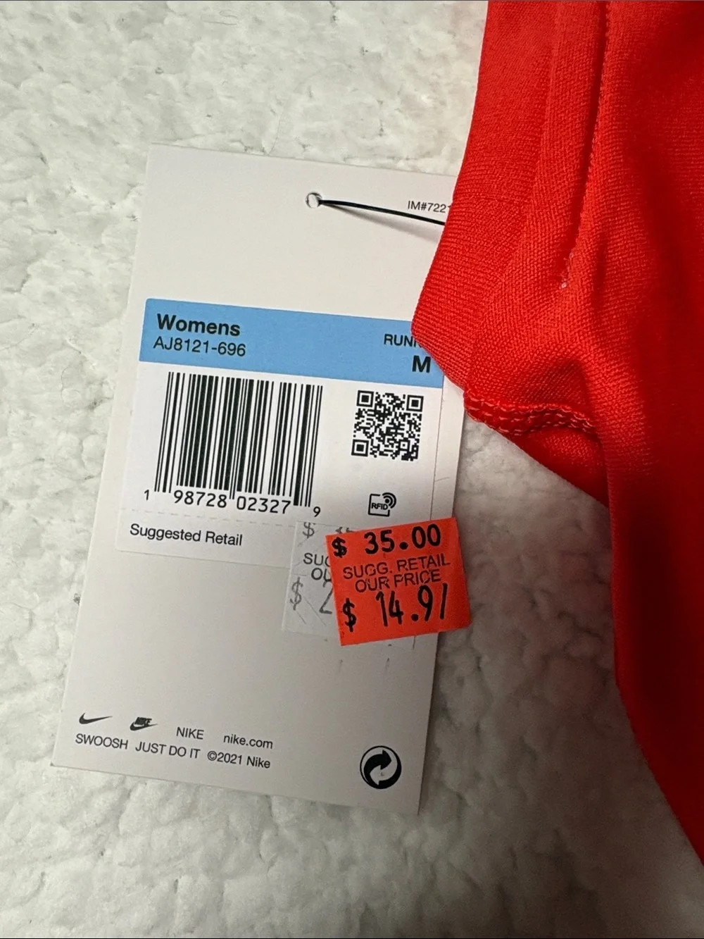 Nike medium Red Short Sleeve Performance Tee